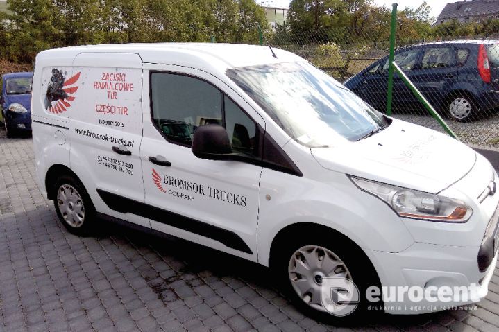 Samochód dostawczy Bromsok Trucks wyklejony reklamą przez Eurocent Opole